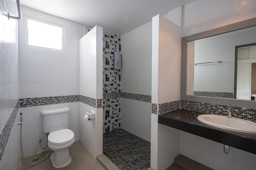 SB Living Place Hotel Phuket Town