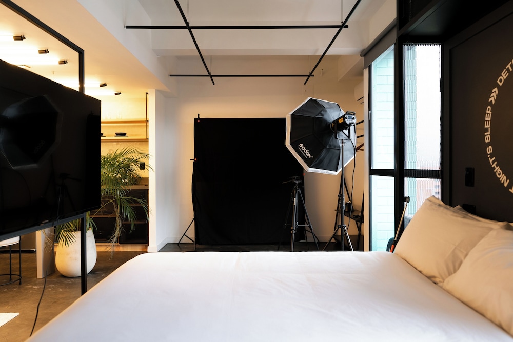 Indie Universe Creative Hotel