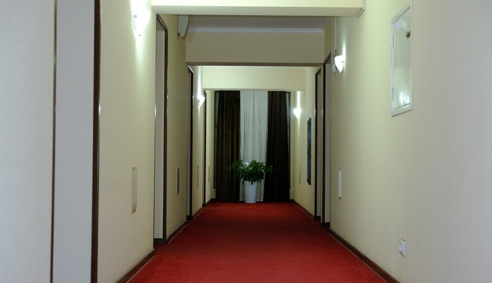 Grand Bukhara Hotel