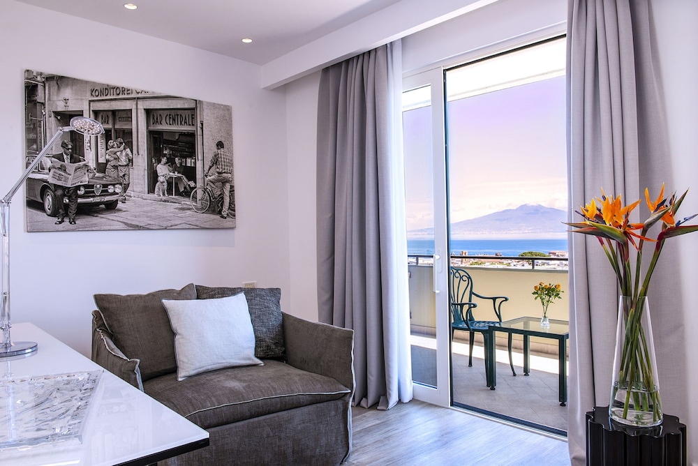 Hilton Sorrento Palace