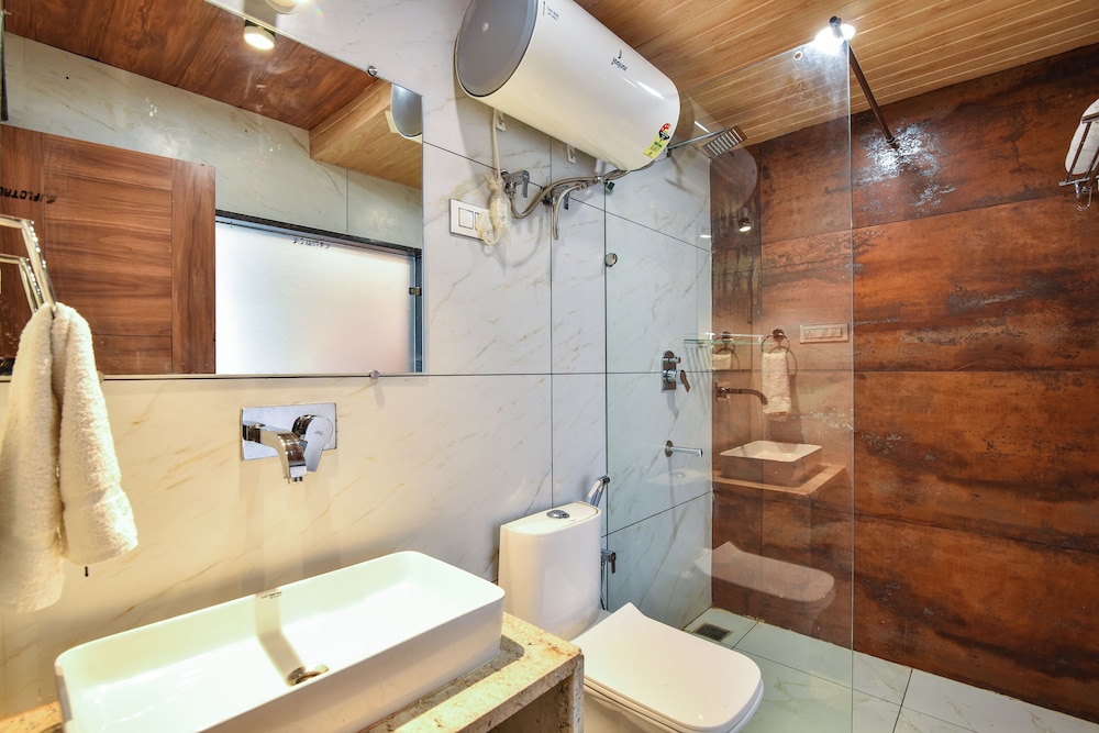 Hotel Pawan Regency- Best Mountain View Hotel In McLeodganj