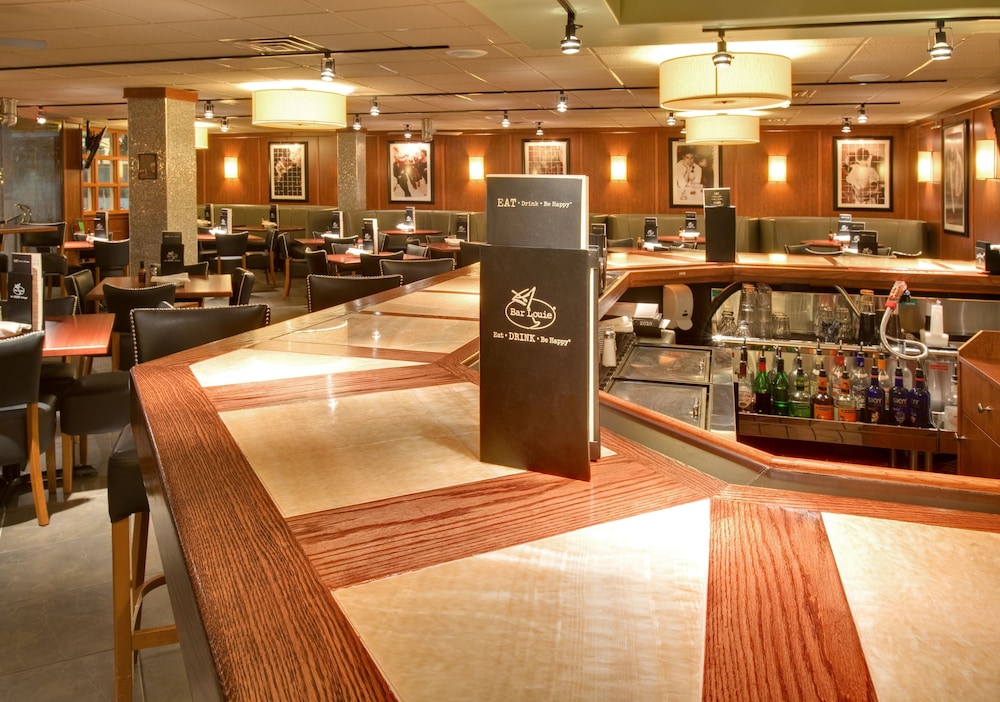 Holiday Inn Chicago North Shore by IHG