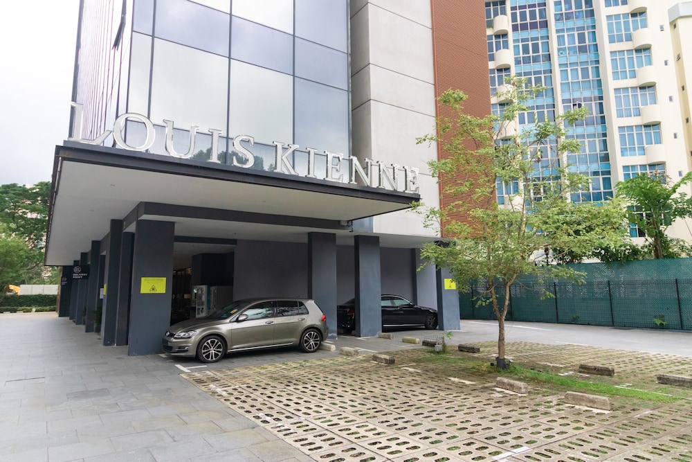Louis Kienne Serviced Residences