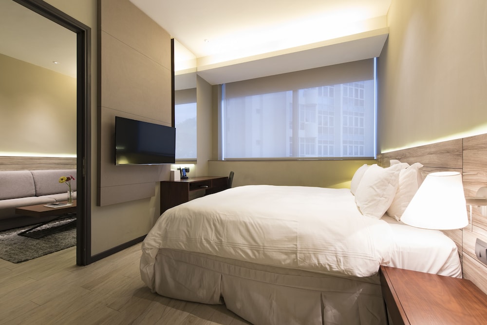 Louis Kienne Serviced Residences