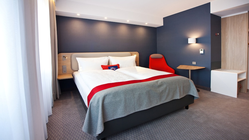 Holiday Inn Express Darmstadt By IHG