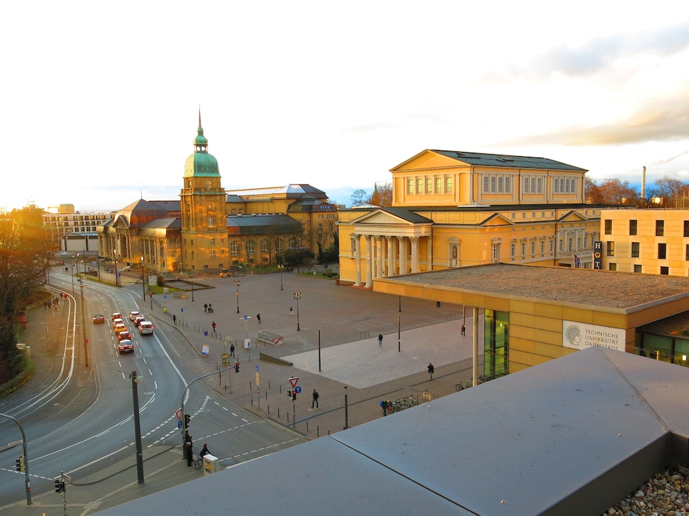 Holiday Inn Express Darmstadt By IHG