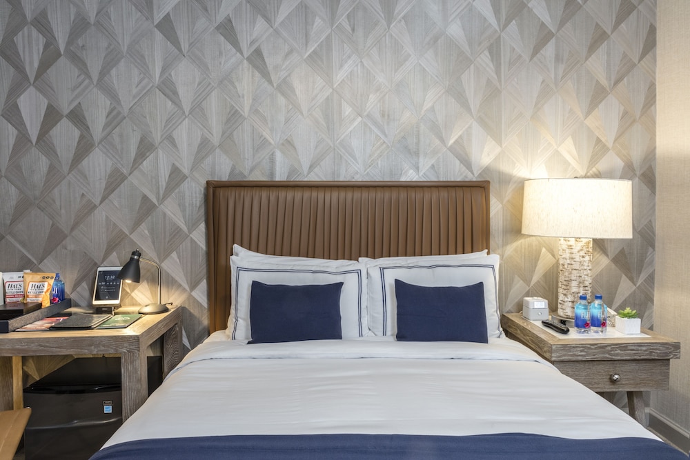 Artezen Hotel