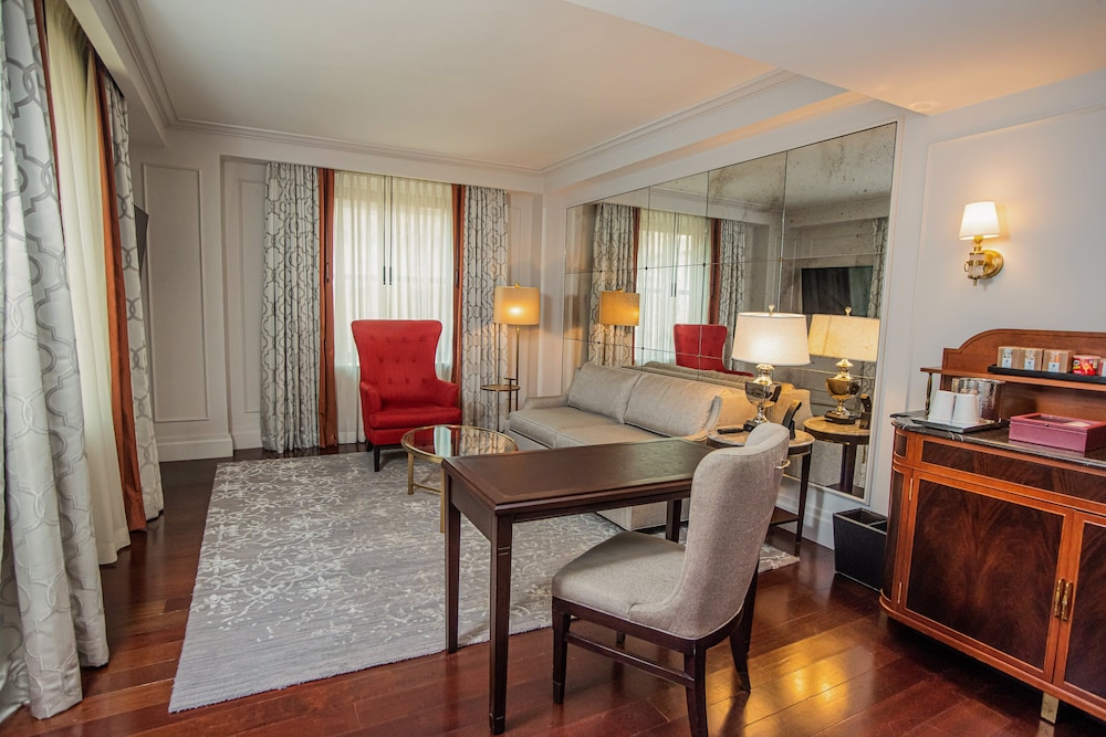 InterContinental New York Barclay by IHG
