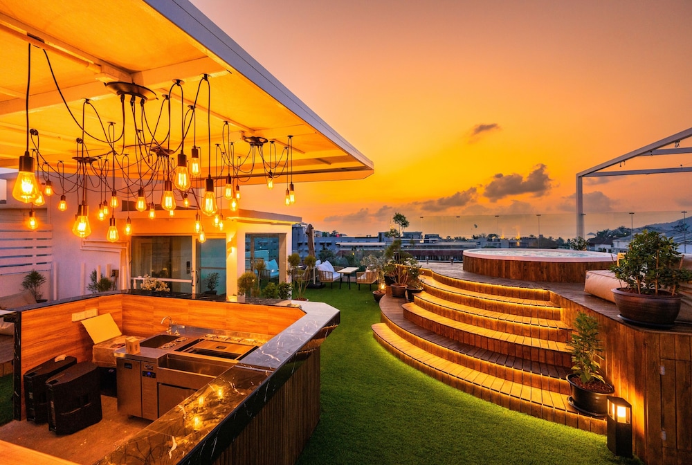 La Vista Patong Hotel