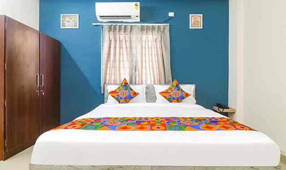 FabHotel Broholic Suites I