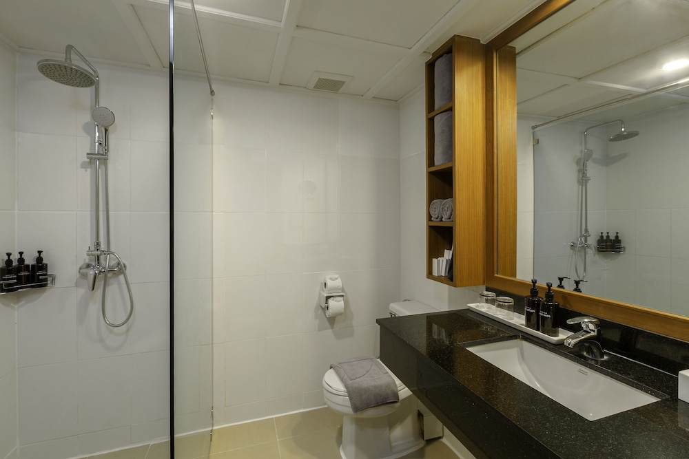 Kamala Beach Resort, A Sunprime Resort - Adults Only
