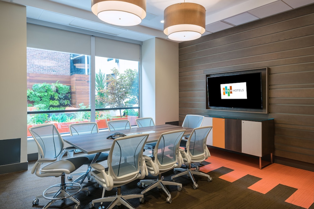 EVEN Hotel Brooklyn by IHG