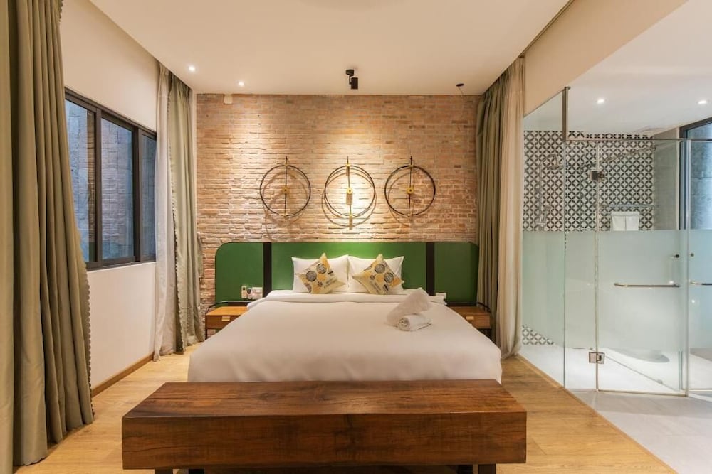 Seaforest Hotel by Haviland
