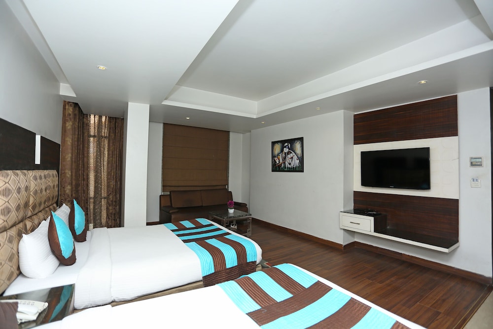 Hotel Uppal International