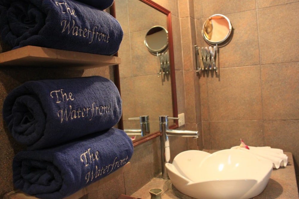 The Waterfront Hotel at Fishermans Village