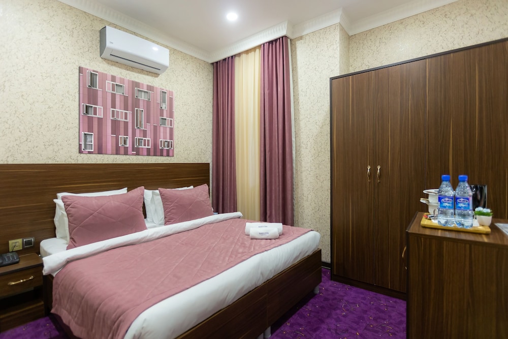 Center Hotel Baku