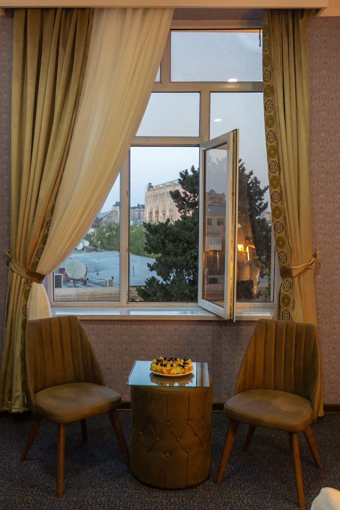 Center Hotel Baku
