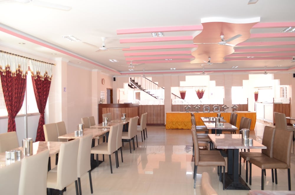 KSTDC Hotel Mayura Chalukya