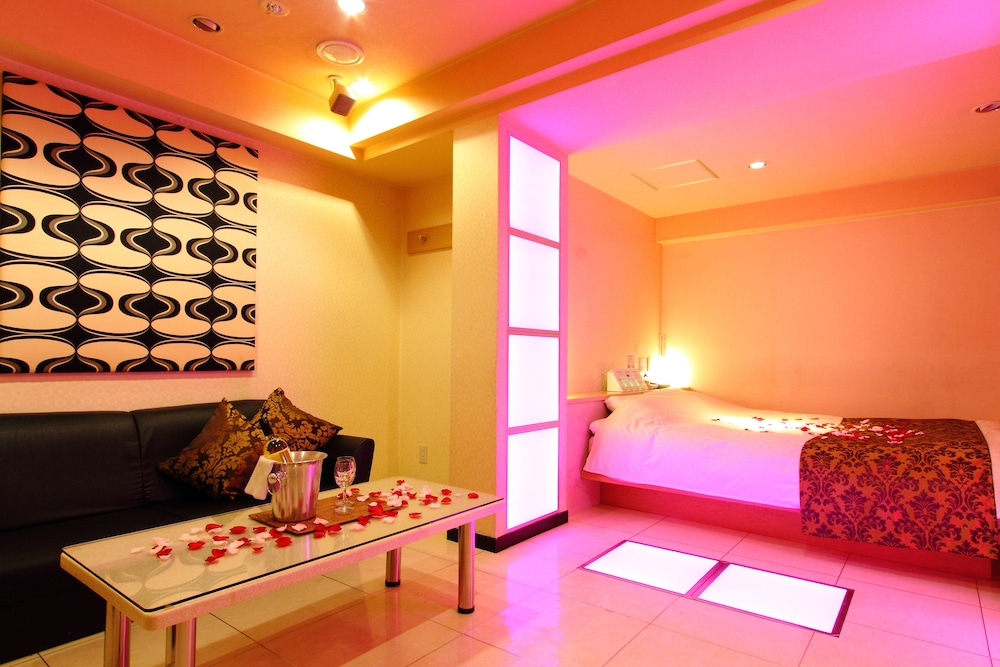 Restay Fuchu - Adult Only