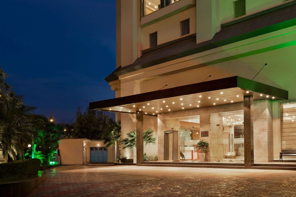 Ramada by Wyndham New Delhi Pitampura