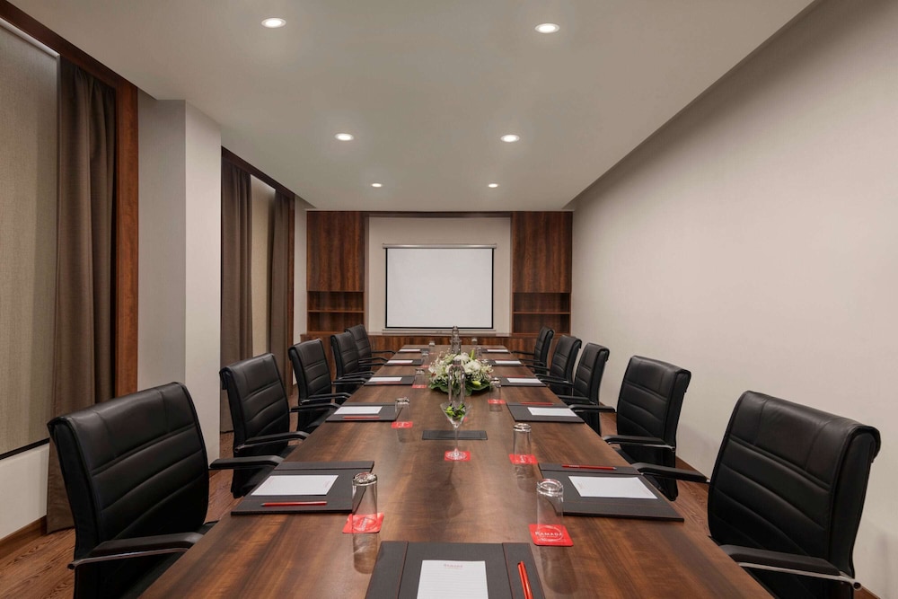 Ramada by Wyndham New Delhi Pitampura