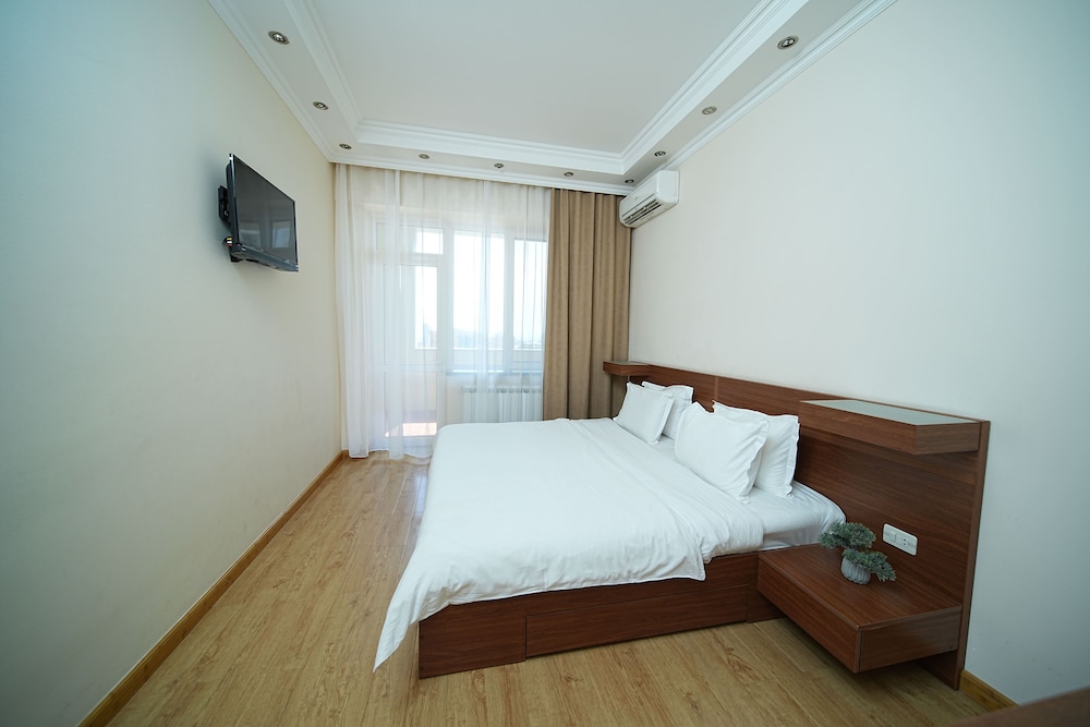 2 bedroom Luxury Apartment in the centre of Yerevan by Sweet Home