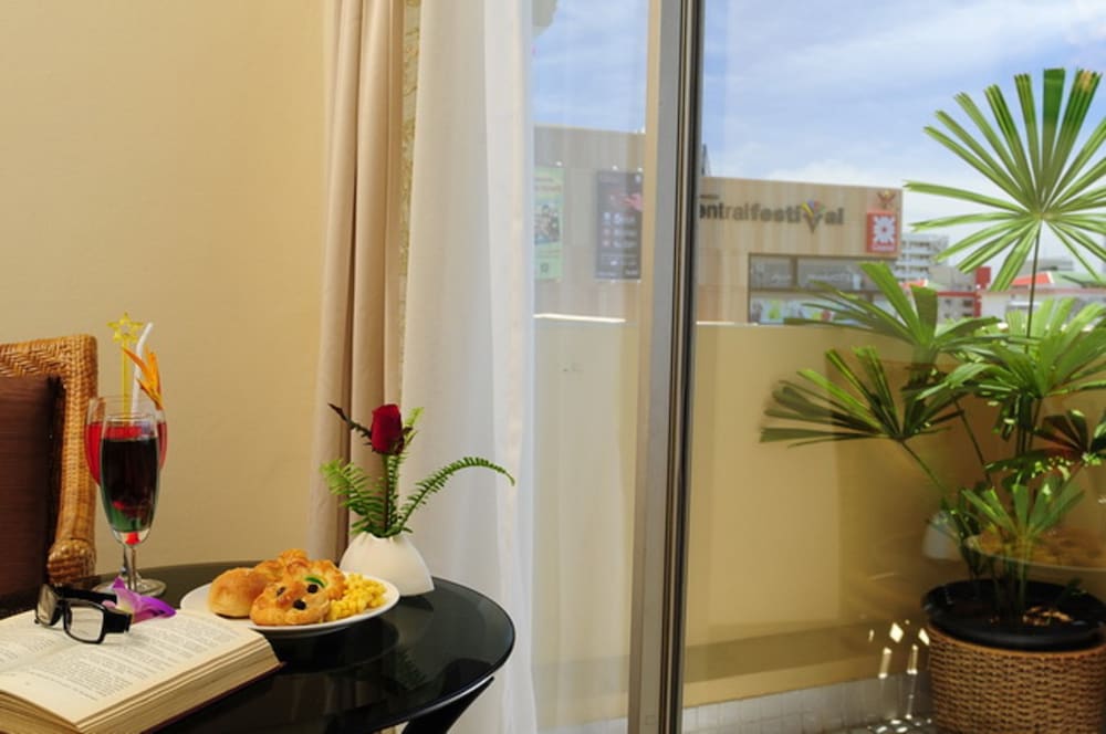 Golden Beach Hotel Pattaya