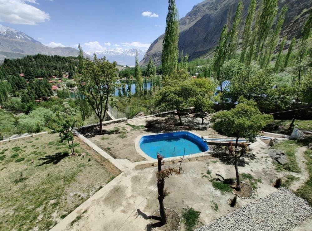 Orangeloft Lower Kachura Lake
