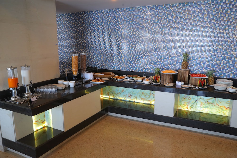 The Solitaire Resort by Lawrence Hotels