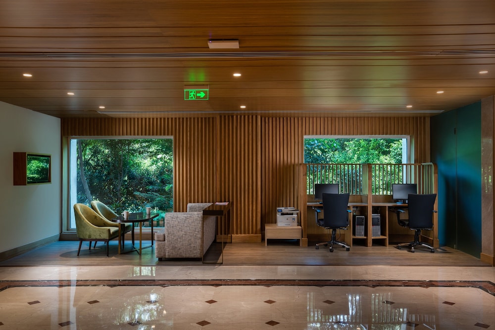Holiday Inn Agra MG Road, an IHG Hotel