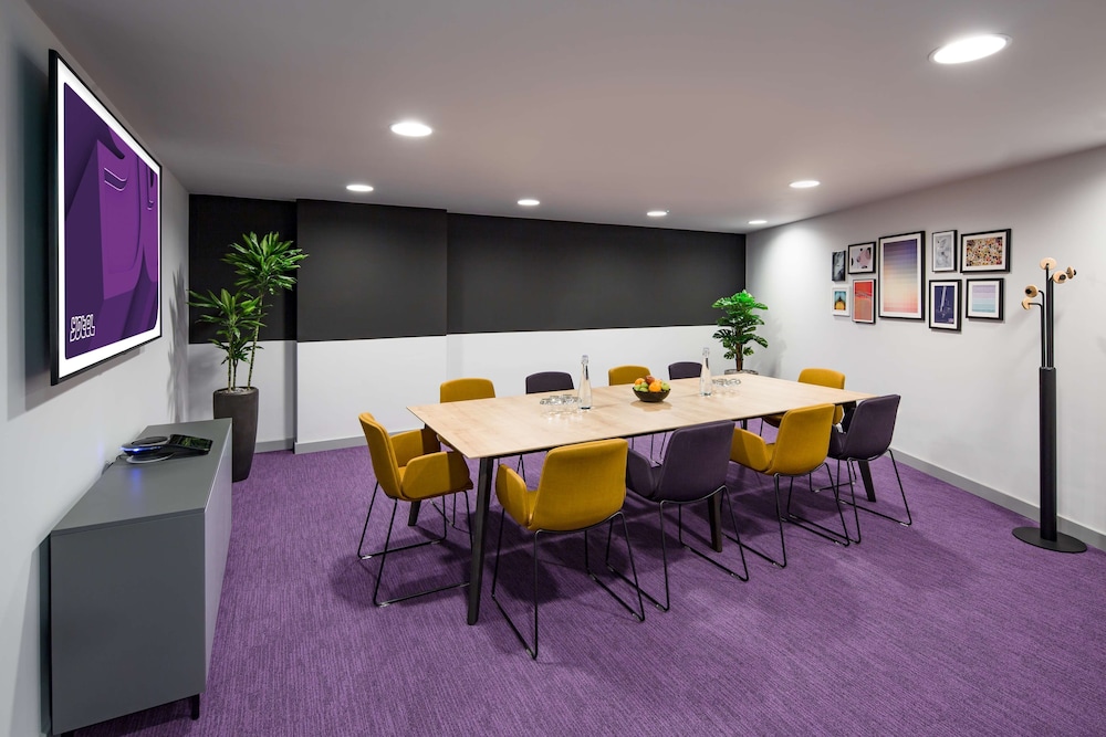 Yotel London City