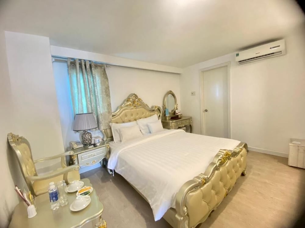 A25 Hotel - 255 Le Thanh Ton