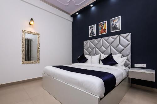 Hotel Vizima Palace Near Wave City Center