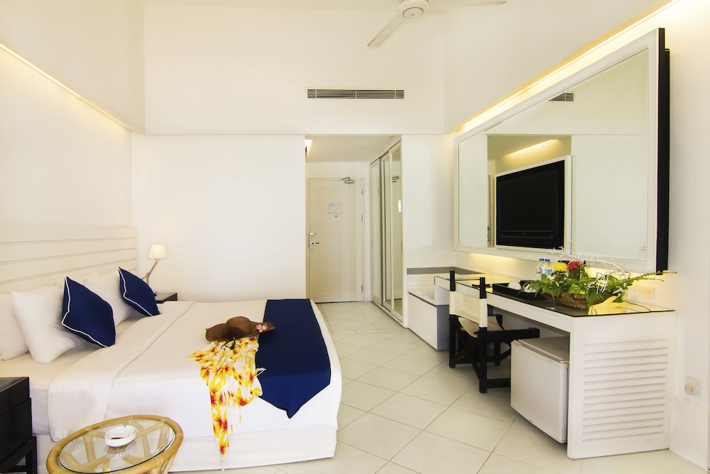 Nongsa Point Marina & Resort