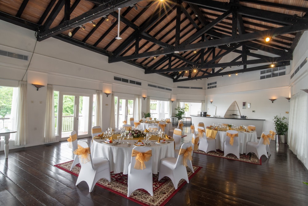 Nongsa Point Marina & Resort