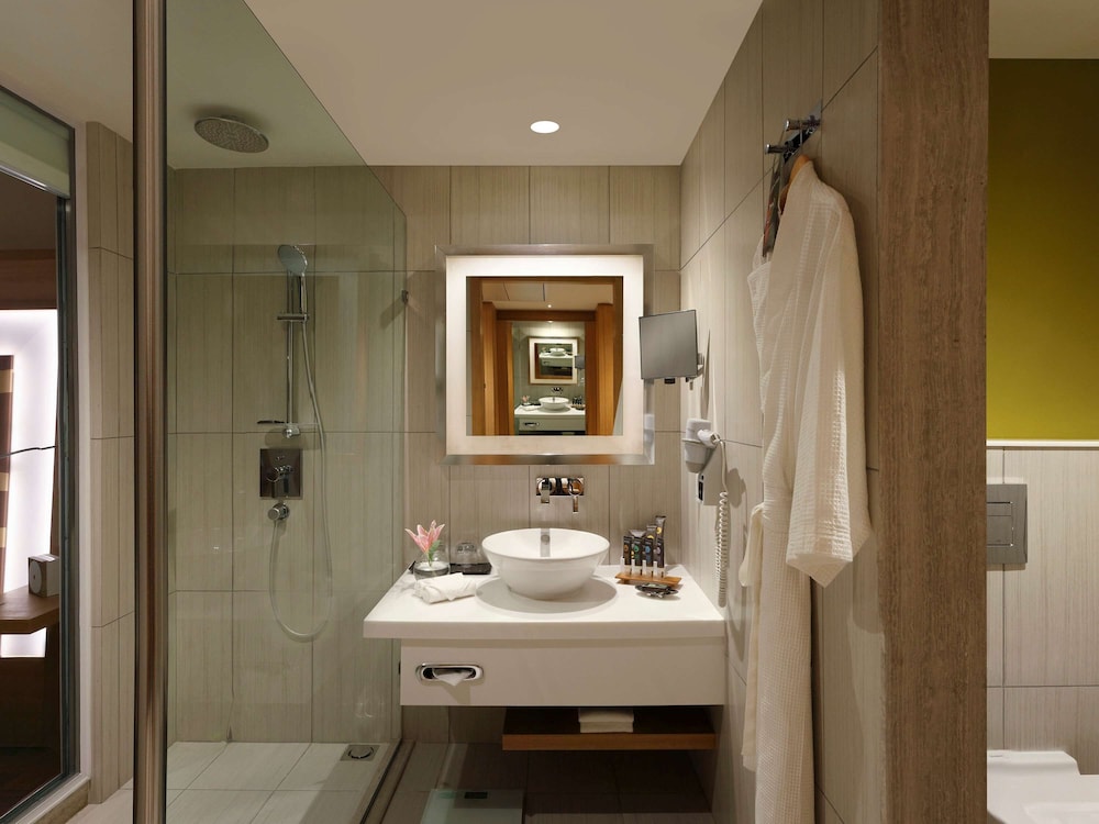 Novotel Chennai OMR Hotel