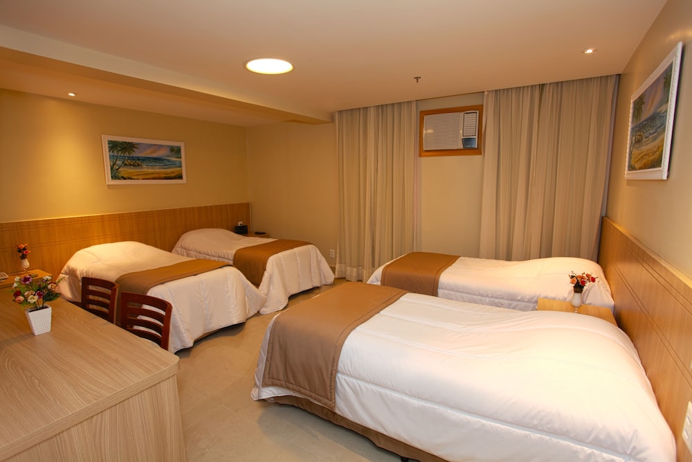 Elegance Praia Hotel