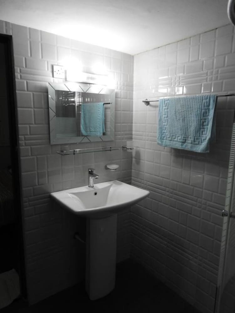 Hanthana Breeze Home Stay