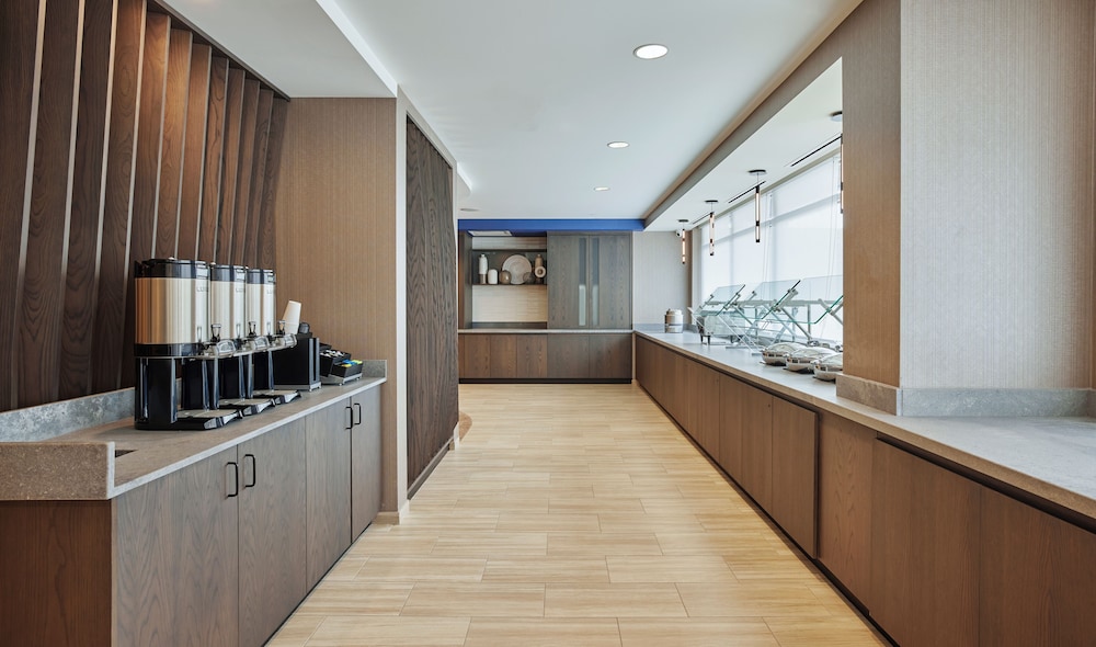SpringHill Suites by Marriott Chicago Chinatown