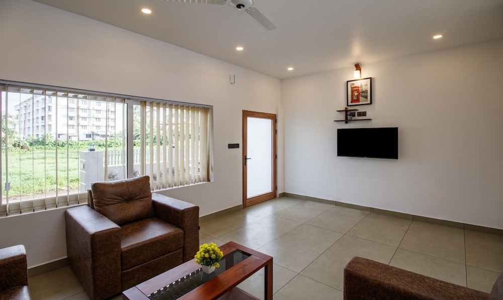 Treebo Amigos Residency Cochin Airport Hotel