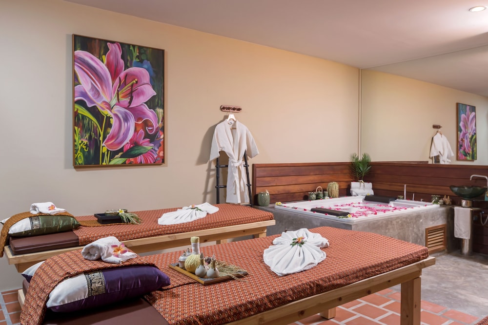 Naina Resort & Spa