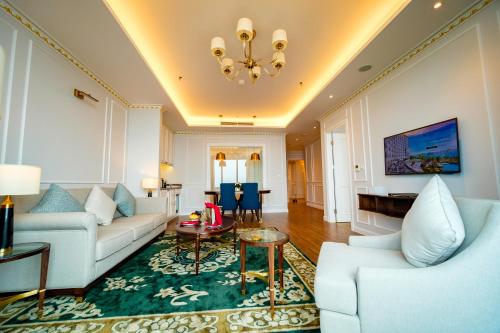 FLC Halong Bay Golf Club & Luxury Resort