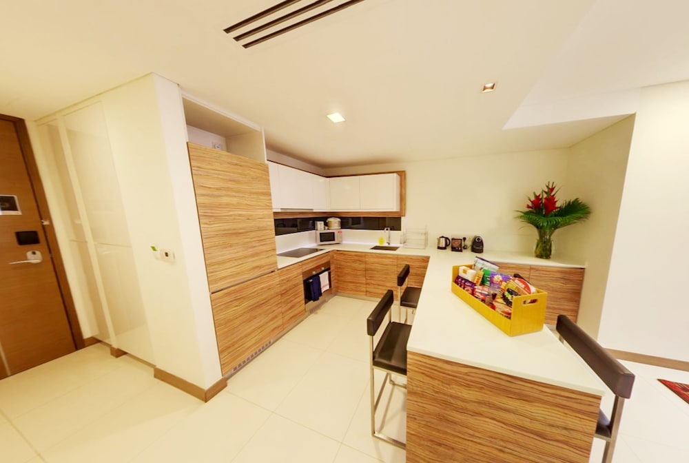 Novotel Living Singapore Orchard