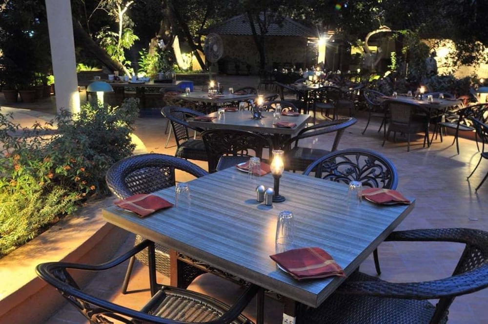 Sai Palace Hotel & Gardens Mira Road