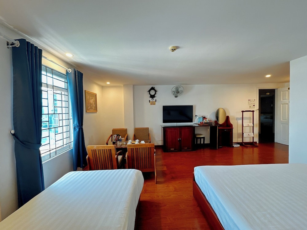 A25 Hotel - 137 Nguyen Du DN