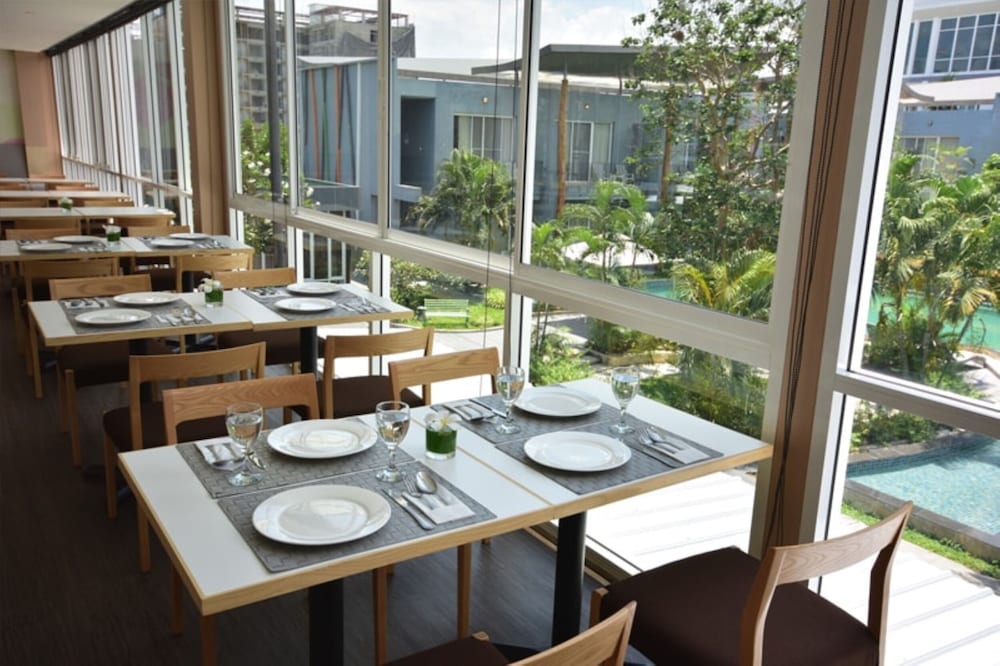 Paeva Luxury Serviced Residence