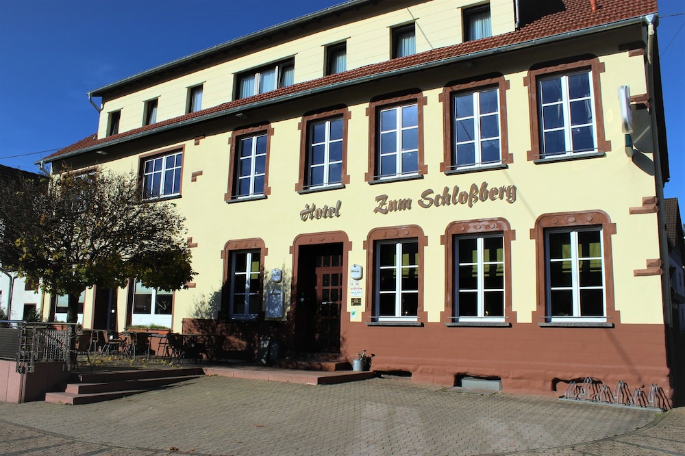 Hotel Restaurant Zum Schlossberg