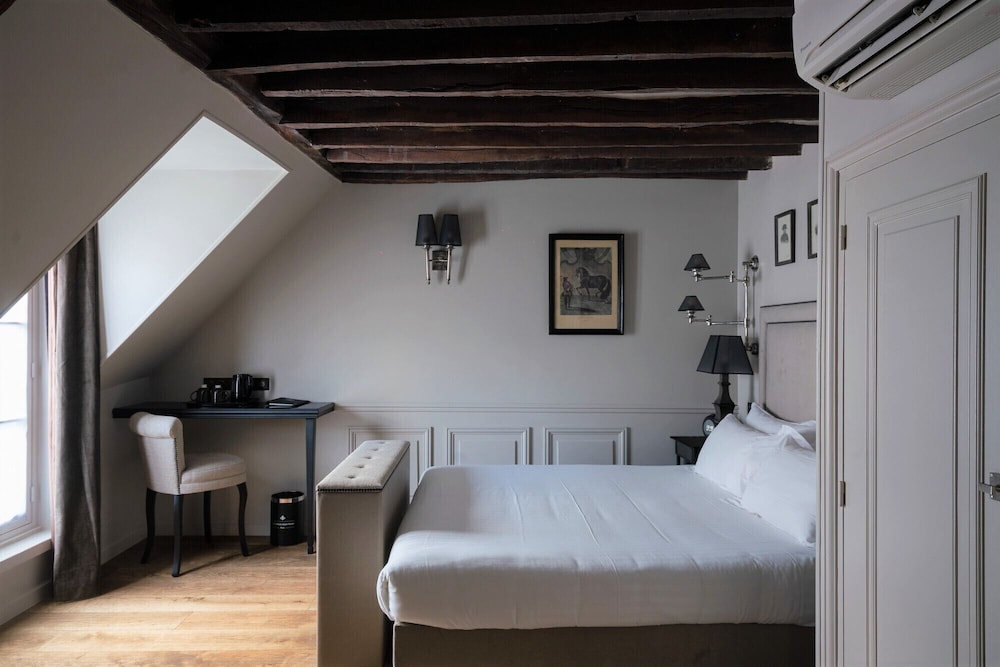 Hotel Saint-Louis en L'Isle - Notre-Dame
