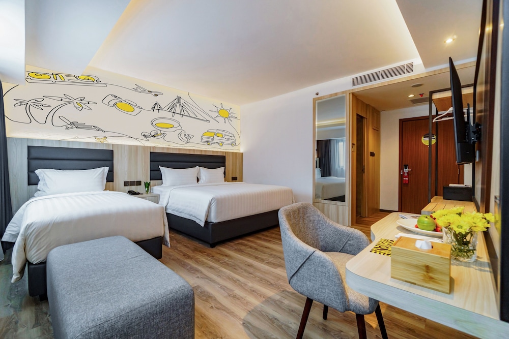 Yello Hotel Harbour Bay Batam