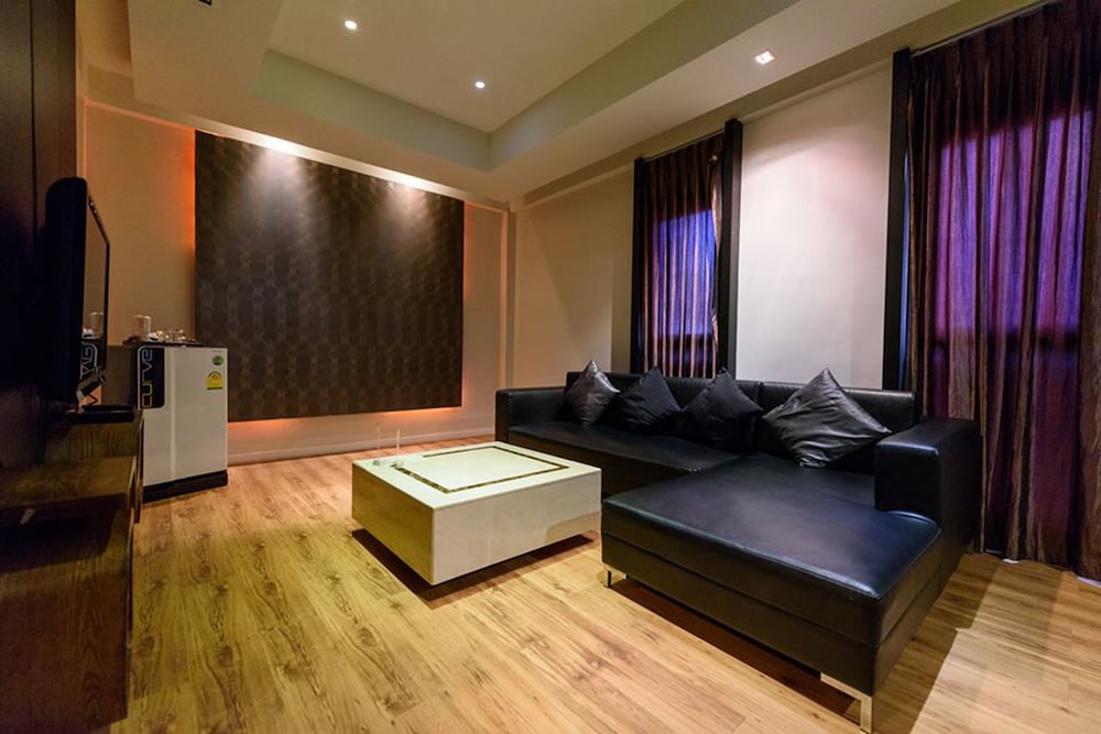 Siam Swana Hotel